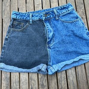 Hengsheng split jean shorts
